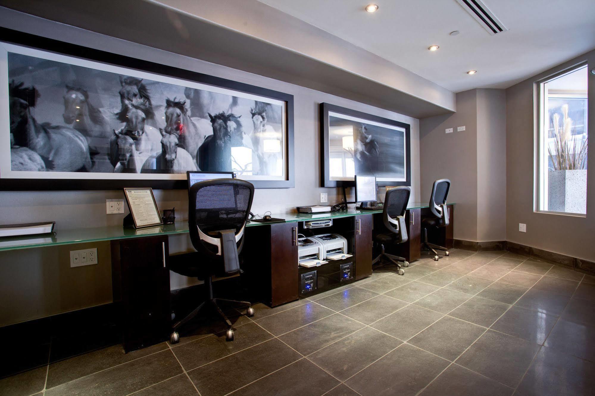 Sandman Signature Edmonton South Hotel Eksteriør billede
